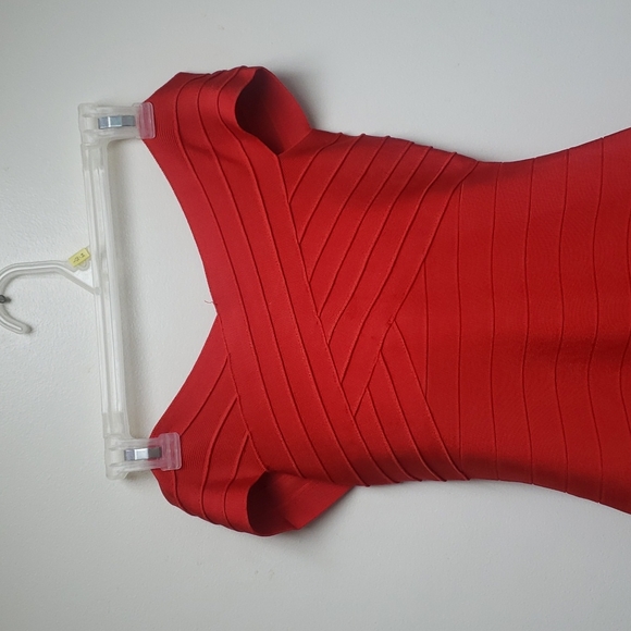 Women's Rayon Off Shoulder Bandage Bodycon Party Dress - Picture 4 of 10